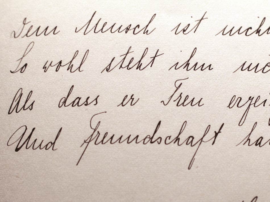 Recherche für »Treasure font« in einem alten Poesie Album.